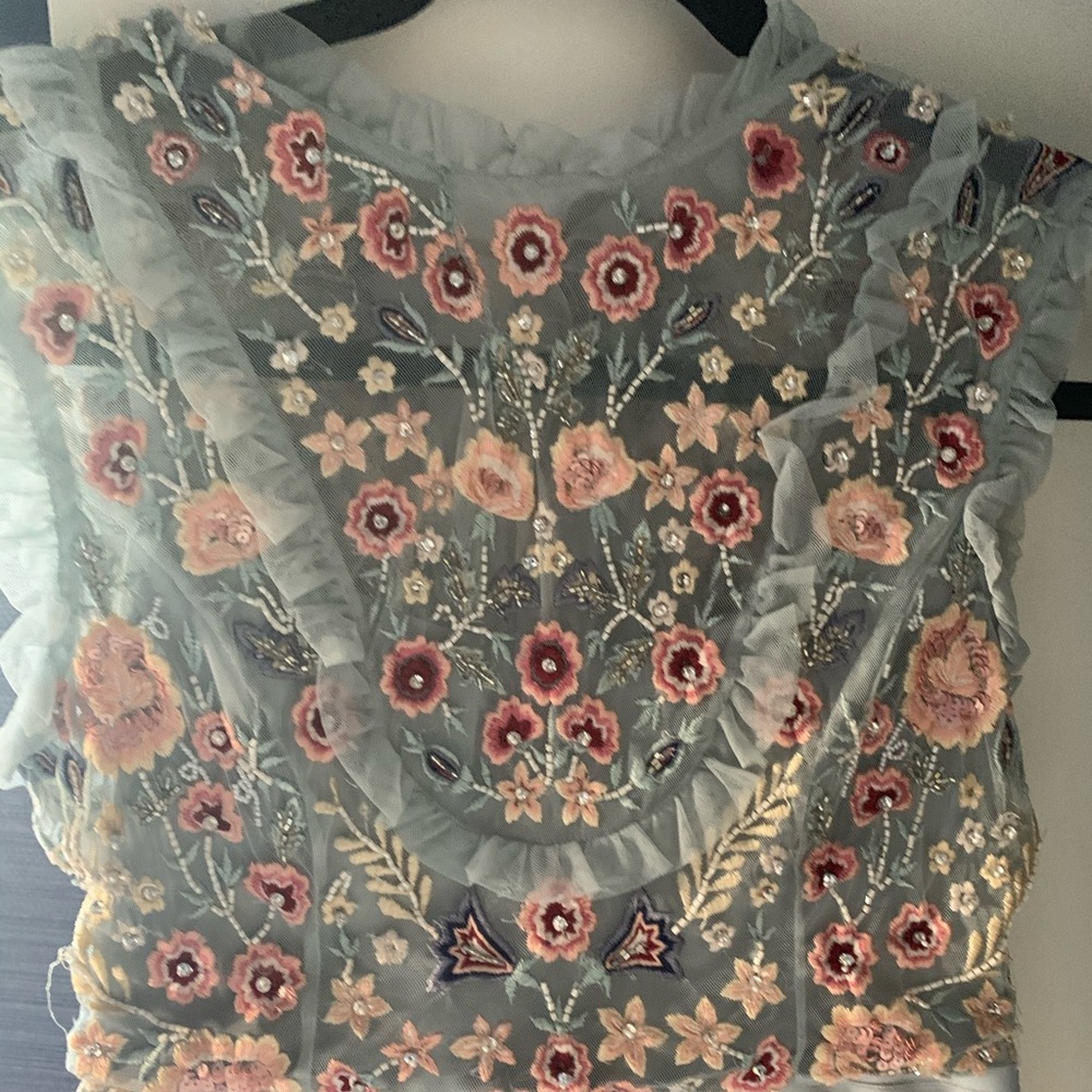 Gorgeous Needle & Thread Ladies Gown - EUC Size 8